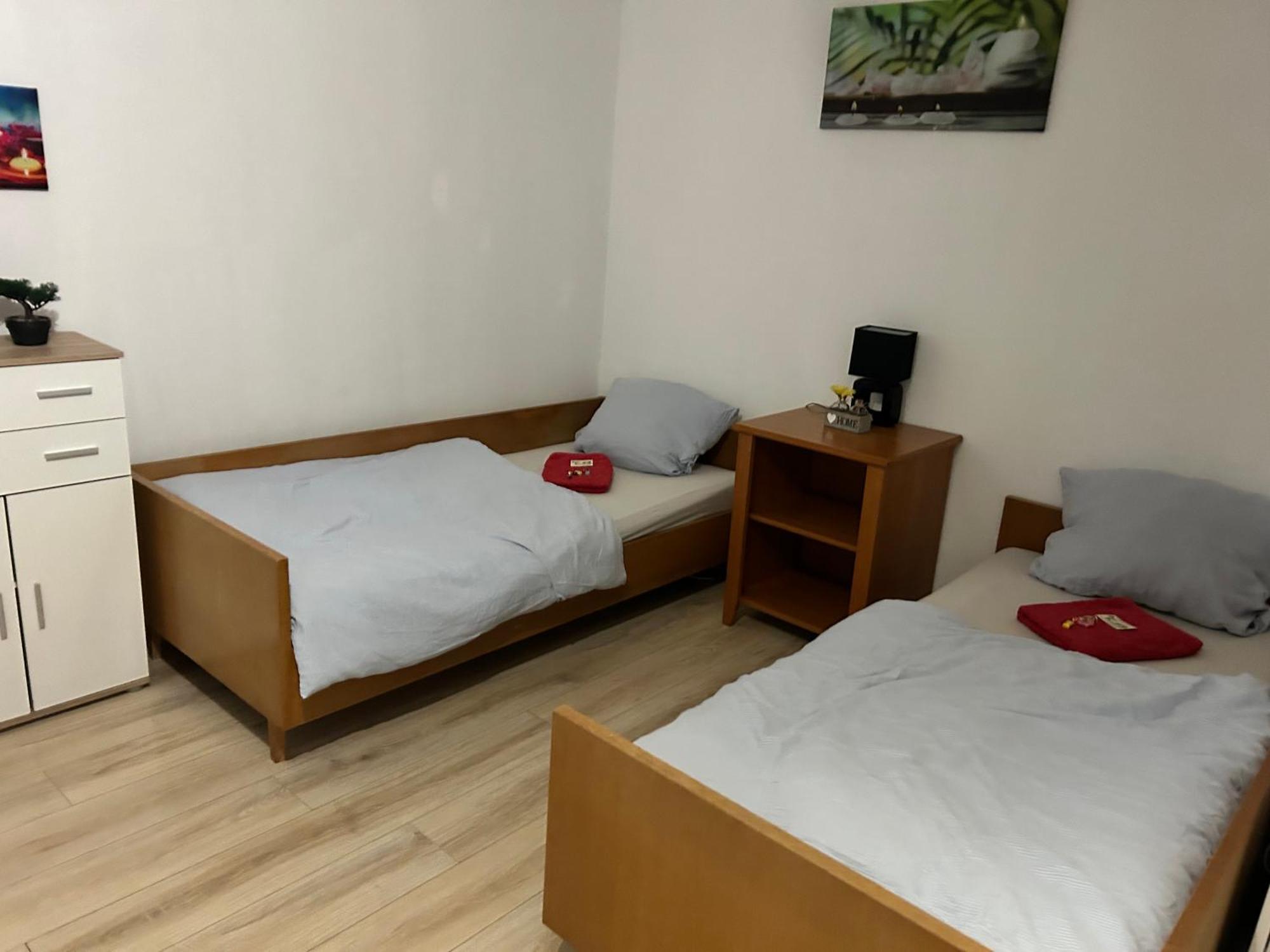 2-5 Bettzimmer Creglingen Bagian luar foto